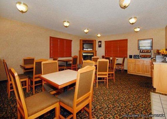 Quality Inn & Suites Sturgeon Bay Nhà hàng bức ảnh
